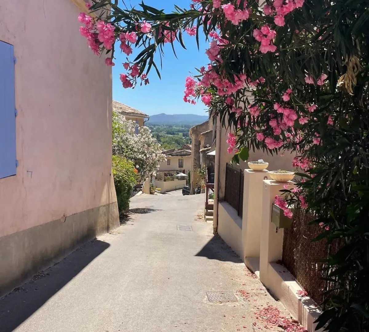 Holiday home Maison La Belle De Cadenet Proche Lourmarin France