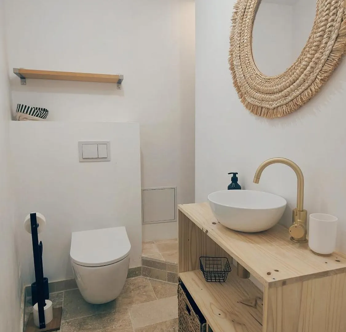 Holiday home Maison La Belle De Cadenet Proche Lourmarin
